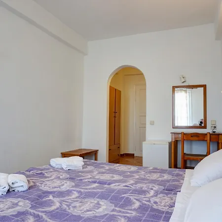 Alexandra Hotel-3